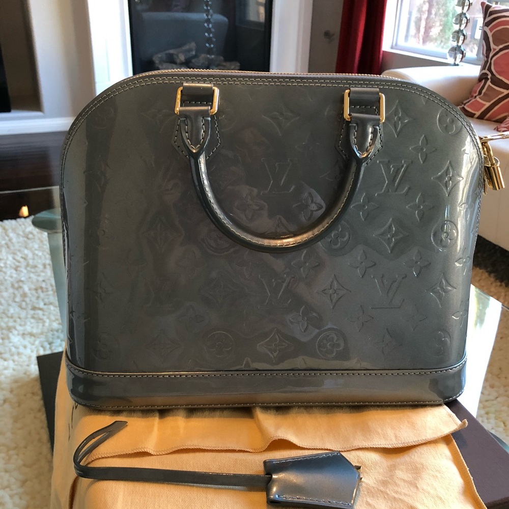 Authentic Louis Vuitton Alma PM